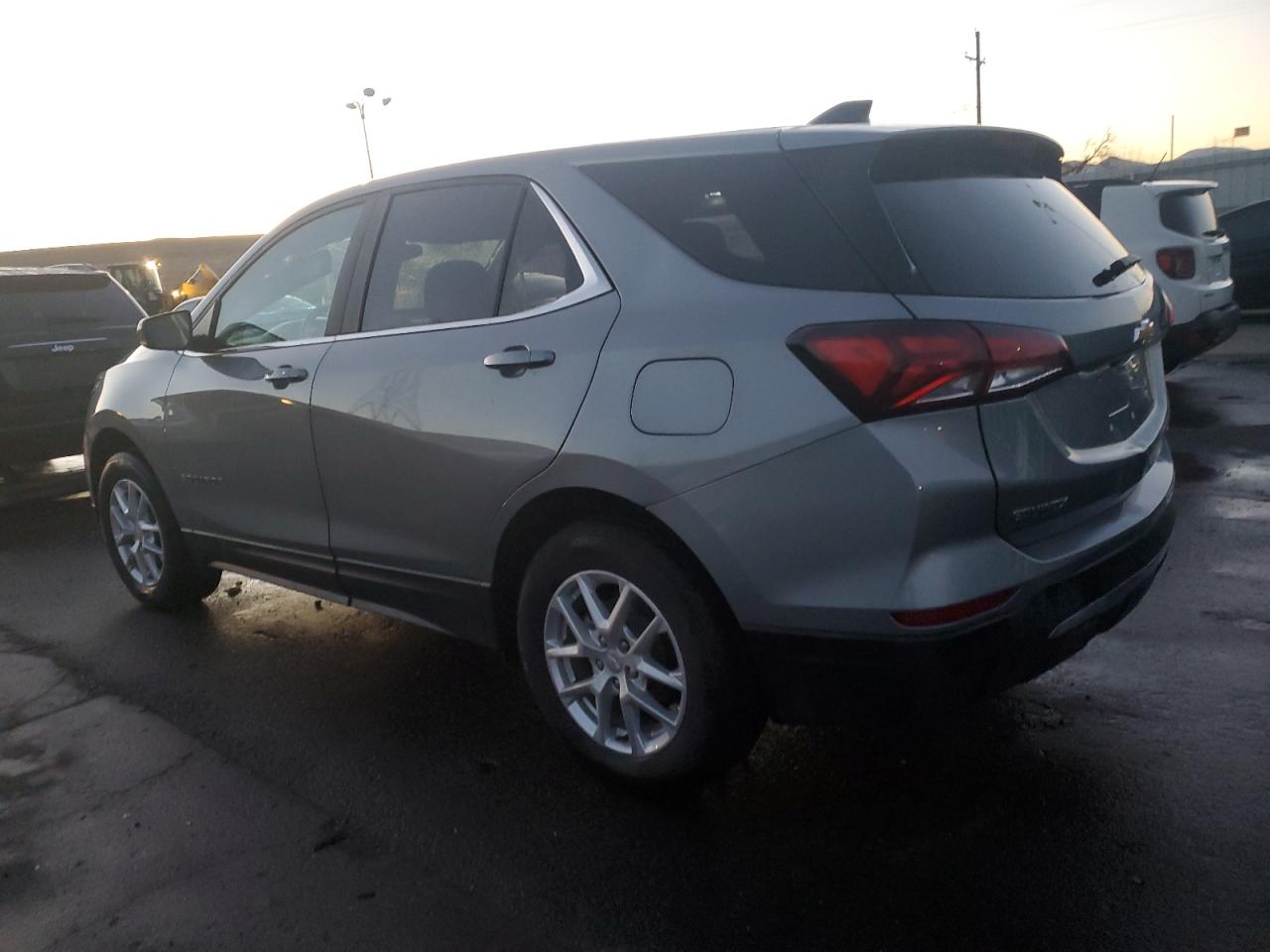 Изображение 2 2023 CHEVROLET EQUINOX LT 2023 с VIN 3GNAXUEG7PS113032