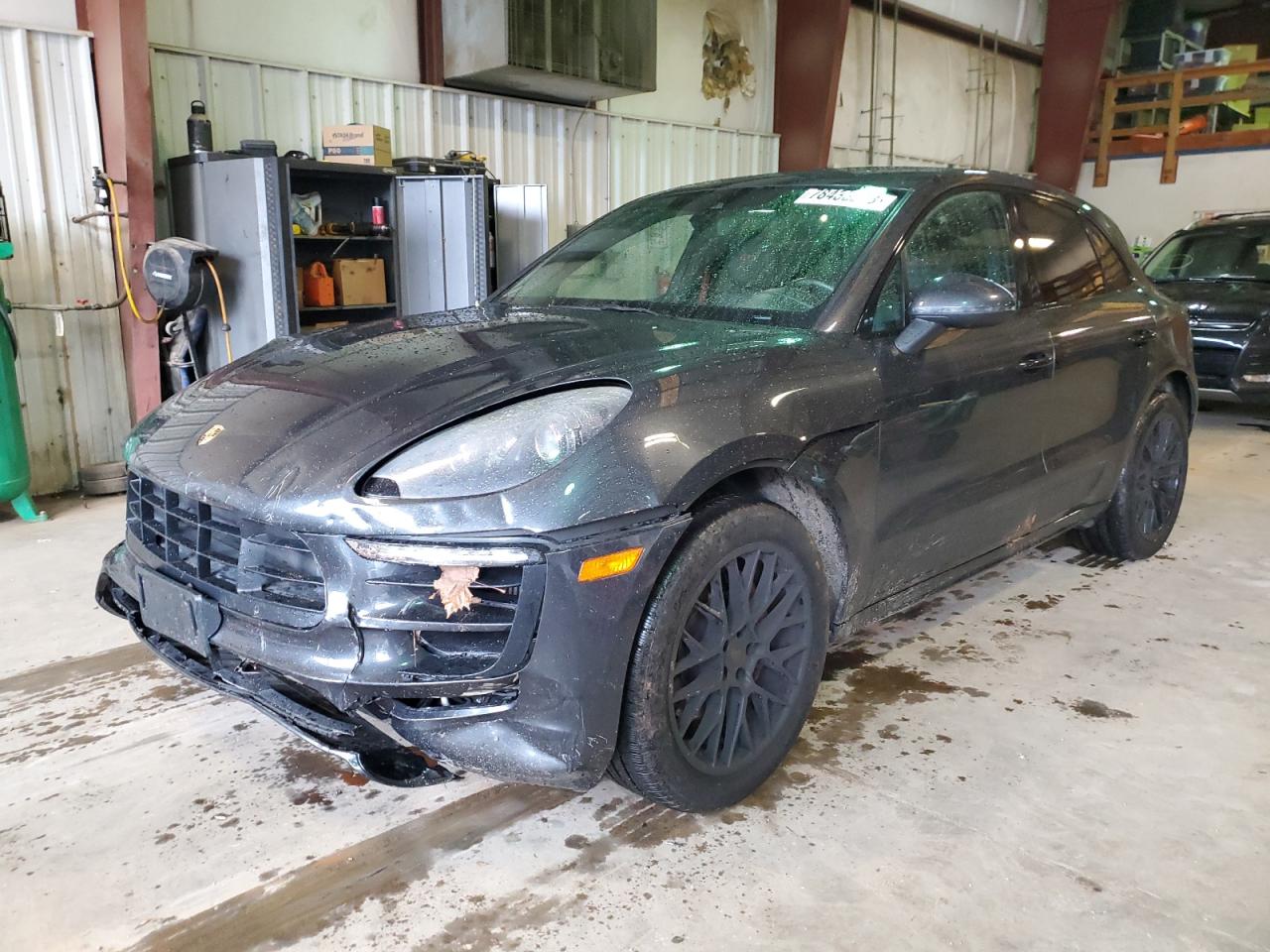 Изображение 2017 PORSCHE MACAN GTS 2017