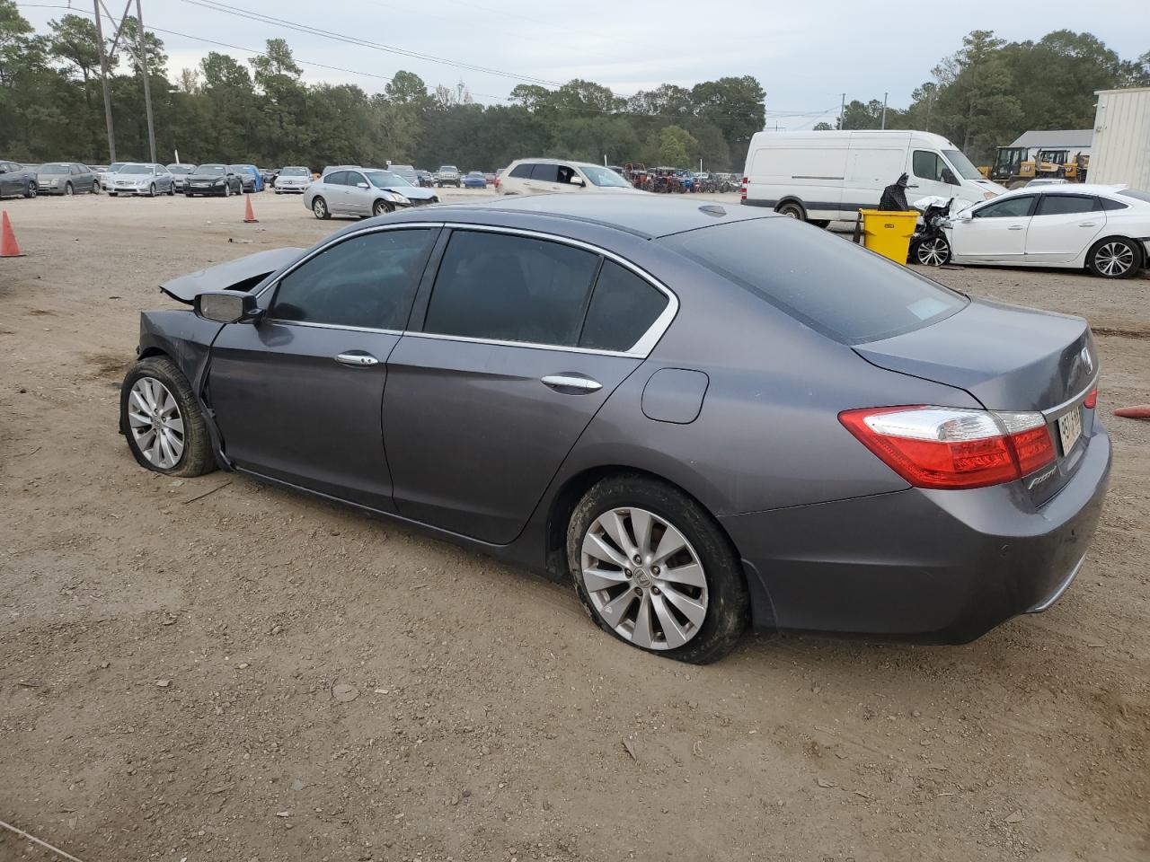 Изображение 2 2015 HONDA ACCORD EXL 2015 с VIN 1HGCR2F88FA060012