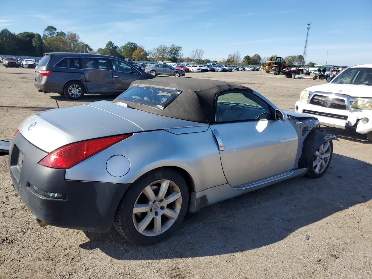 Obraz 3 z 2004 NISSAN 350Z ROADSTER 2004 z VIN JN1AZ36A64T000152