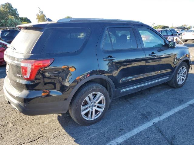 Image 3 of 2018 FORD EXPLORER XLT 2018 with VIN 1FM5K8D82JGB46080