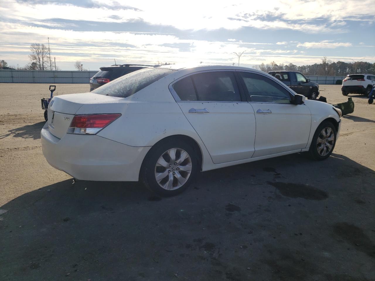 Image 3 of 2008 HONDA ACCORD EXL 2008 with VIN 1HGCP36868A068317