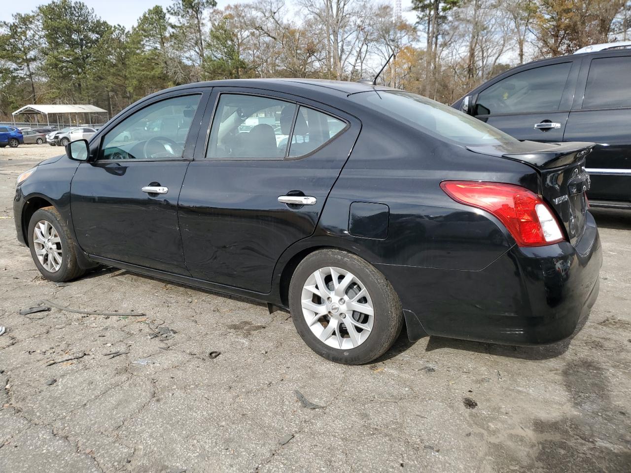 Image 2 of 2019 NISSAN VERSA S 2019 with VIN 3N1CN7AP1KL811690