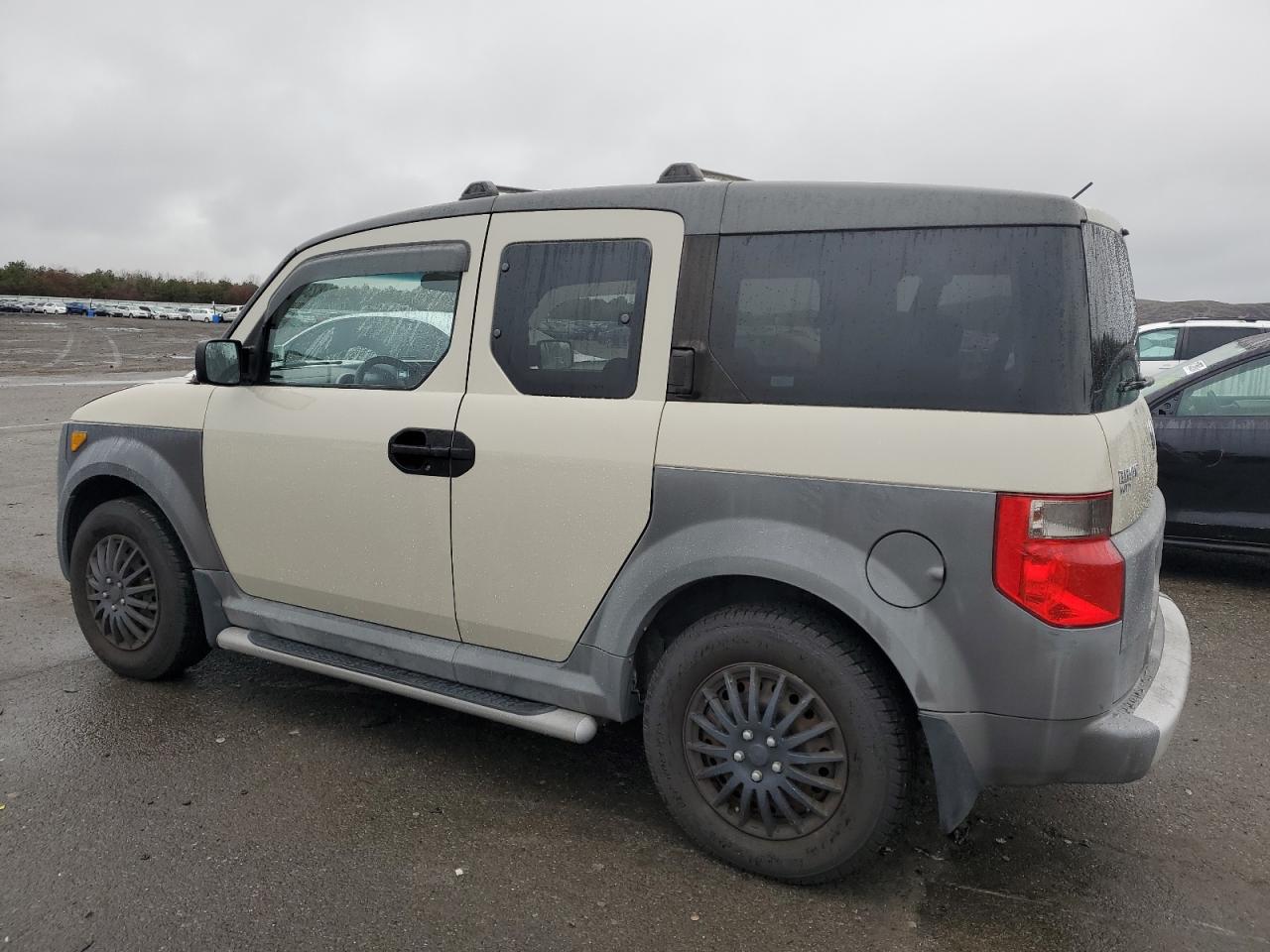 Изображение 2 2005 HONDA ELEMENT LX 2005 с VIN 5J6YH28395L015571