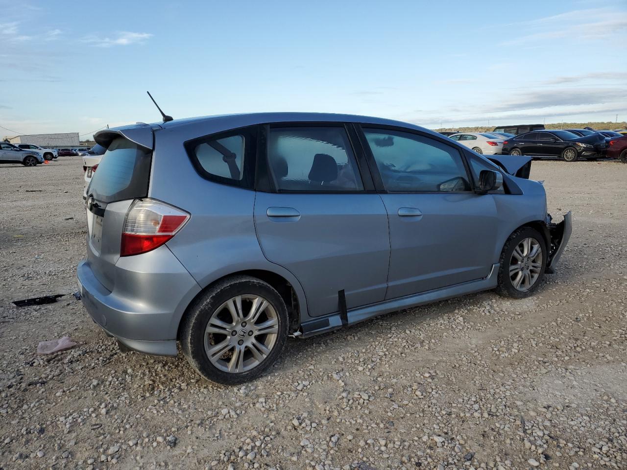 Obraz 3 z 2011 HONDA FIT SPORT 2011 z VIN JHMGE8H50BC012650