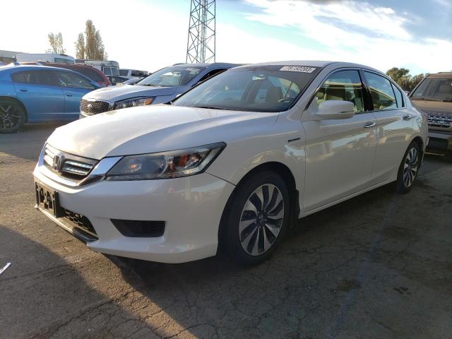 Image 1 of 2015 HONDA ACCORD HYBRID 2015 with VIN 1HGCR6F33FA004667