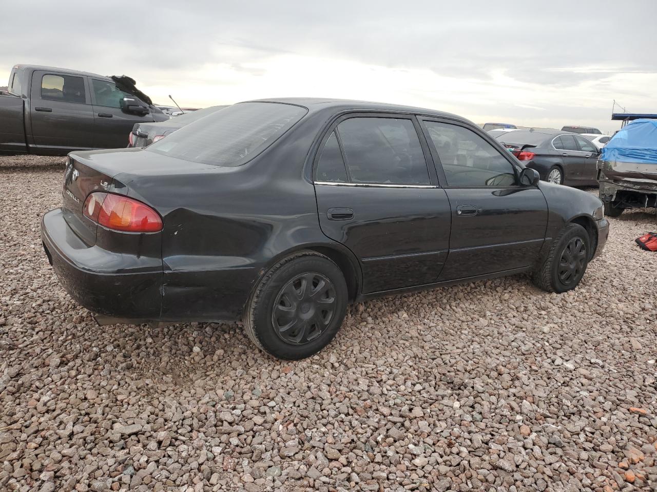 Image 3 of 2002 TOYOTA COROLLA CE 2002 with VIN 2T1BR12E12C582549