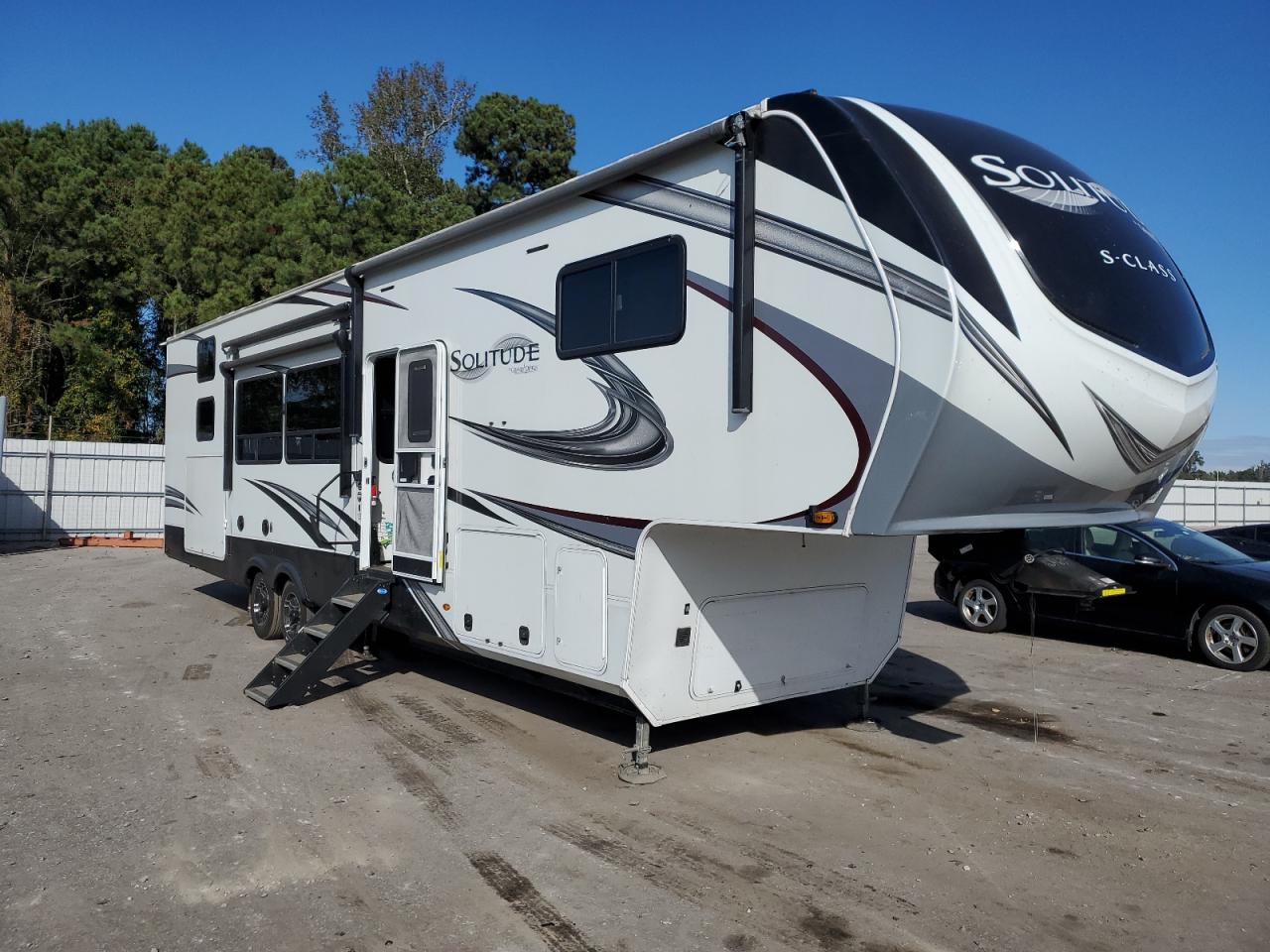 2021 WINNEBAGO CAMPER 2021 image