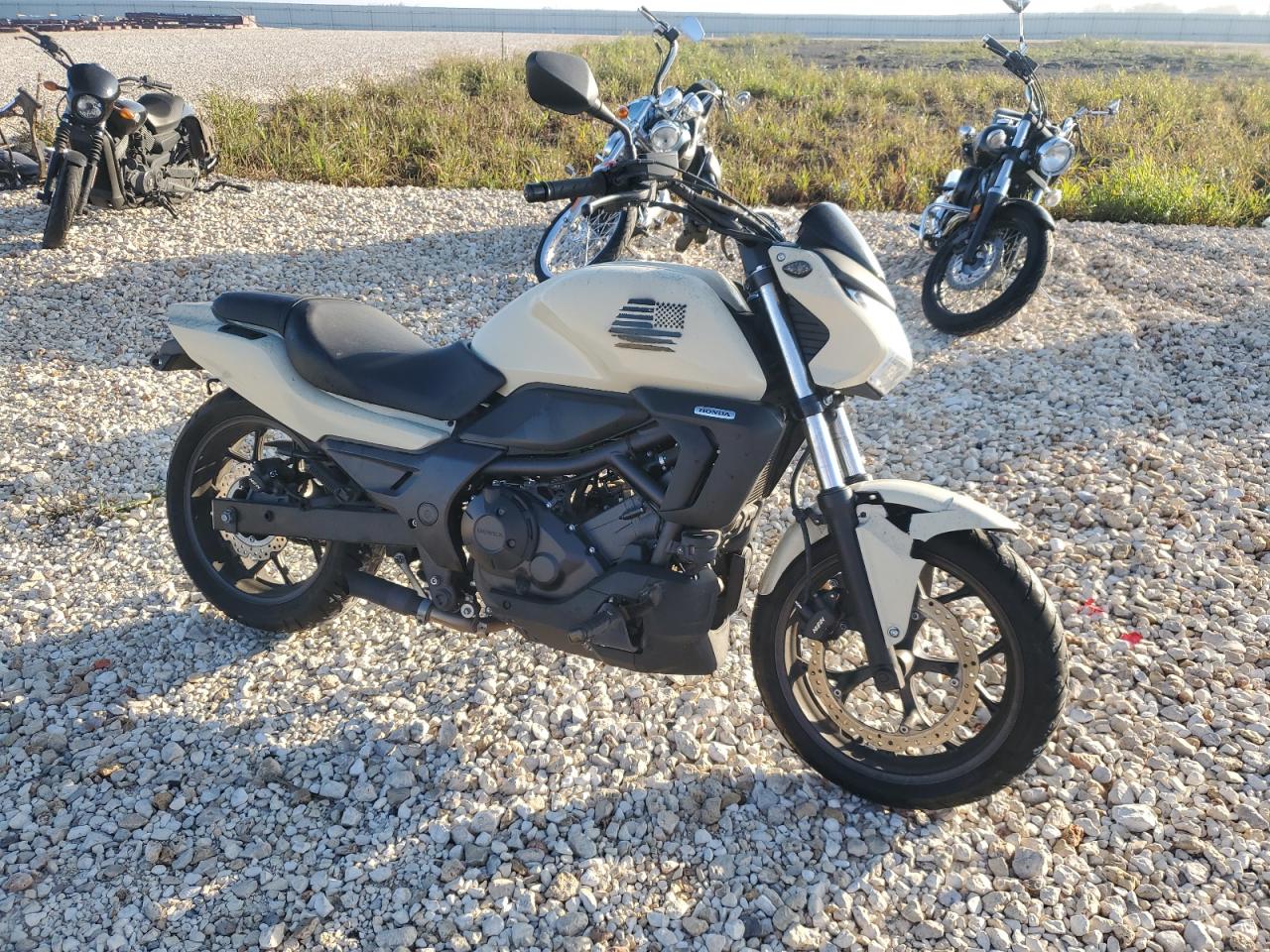 2014 HONDA CTX700 N 2014 image