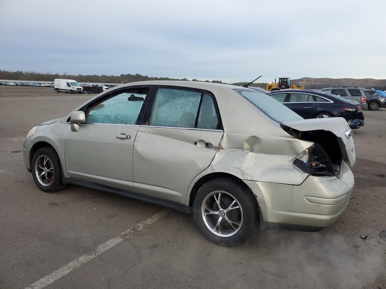 Image 2 of 2007 NISSAN VERSA S 2007 with VIN 3N1BC11E27L406393