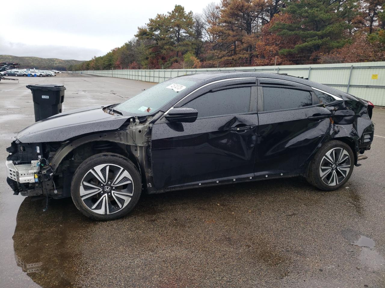 Image 1 of 2017 HONDA CIVIC EX 2017 with VIN 19XFC1F38HE205268