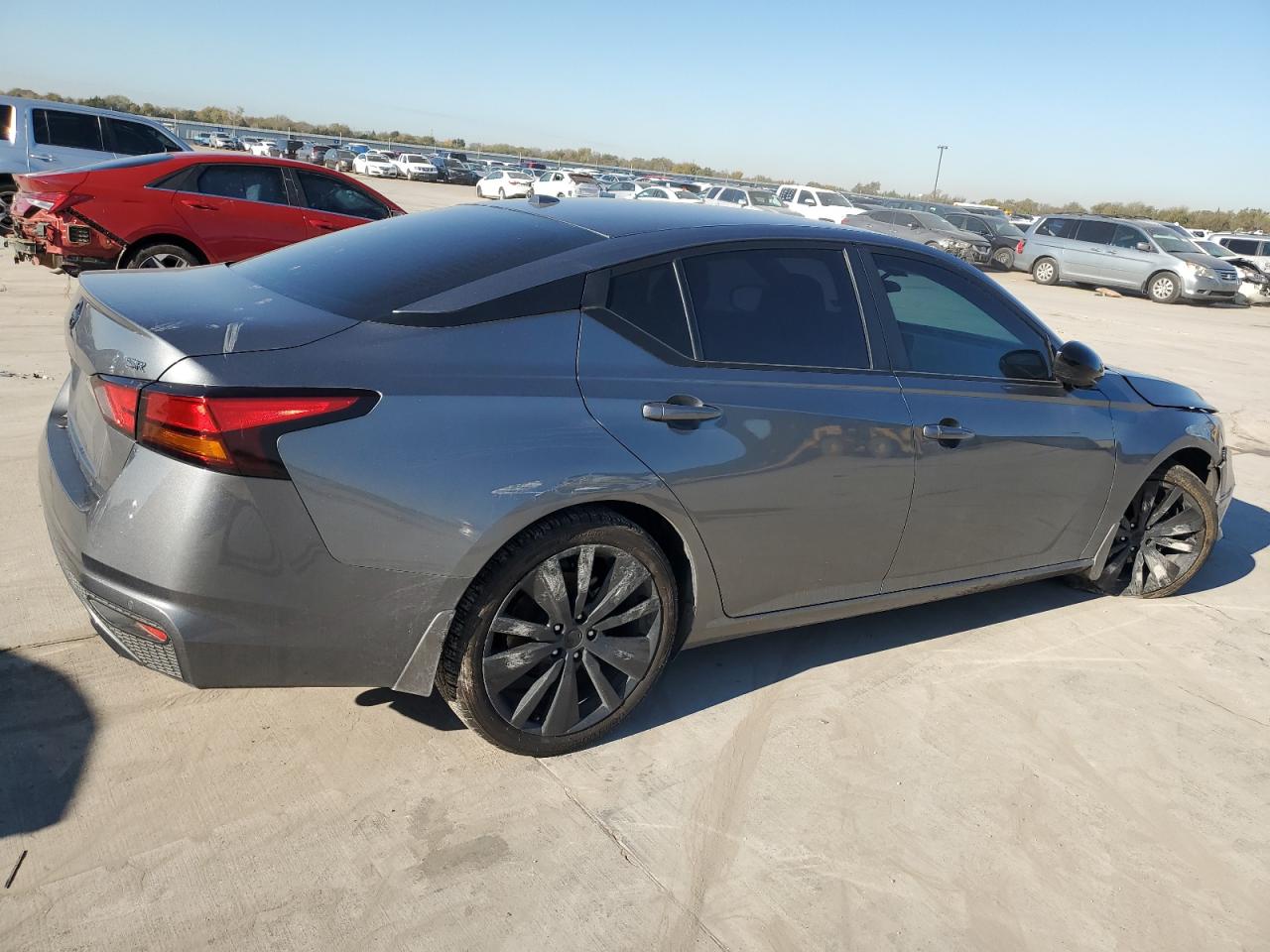 Obraz 3 z 2020 NISSAN ALTIMA SR 2020 z VIN 1N4BL4CV0LC281675