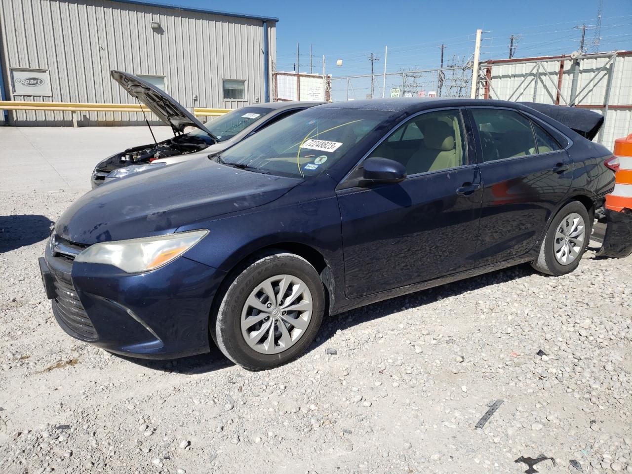 Obraz 1 z 2015 TOYOTA CAMRY LE 2015 z VIN 4T4BF1FK3FR470810