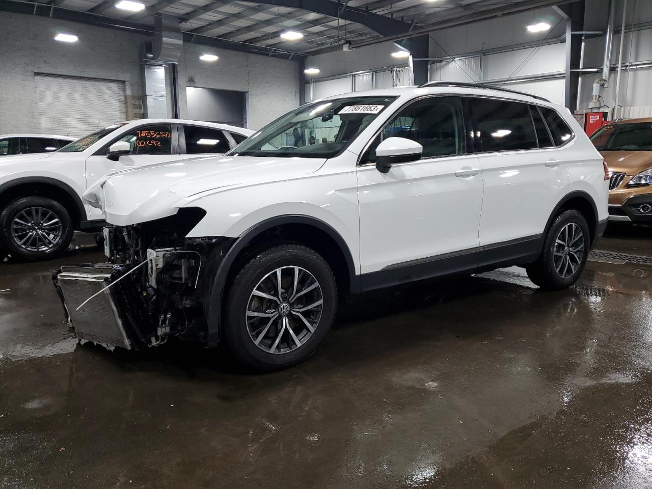 Image 1 of 2018 VOLKSWAGEN TIGUAN SE 2018 with VIN 3VV2B7AX6JM216183