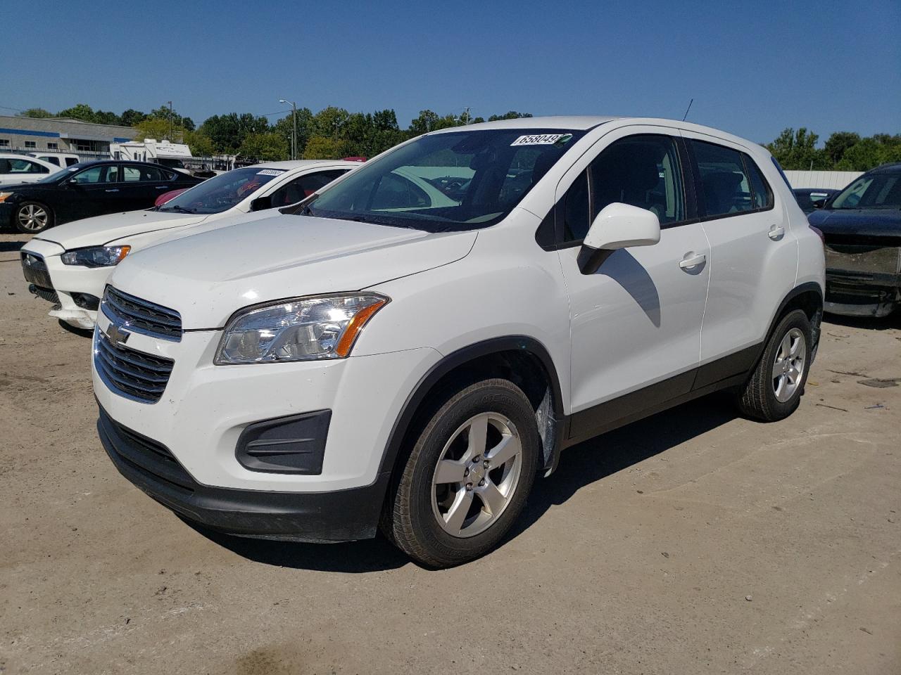Изображение 1 2015 CHEVROLET TRAX 1LS 2015 с VIN KL7CJPSB6FB089973