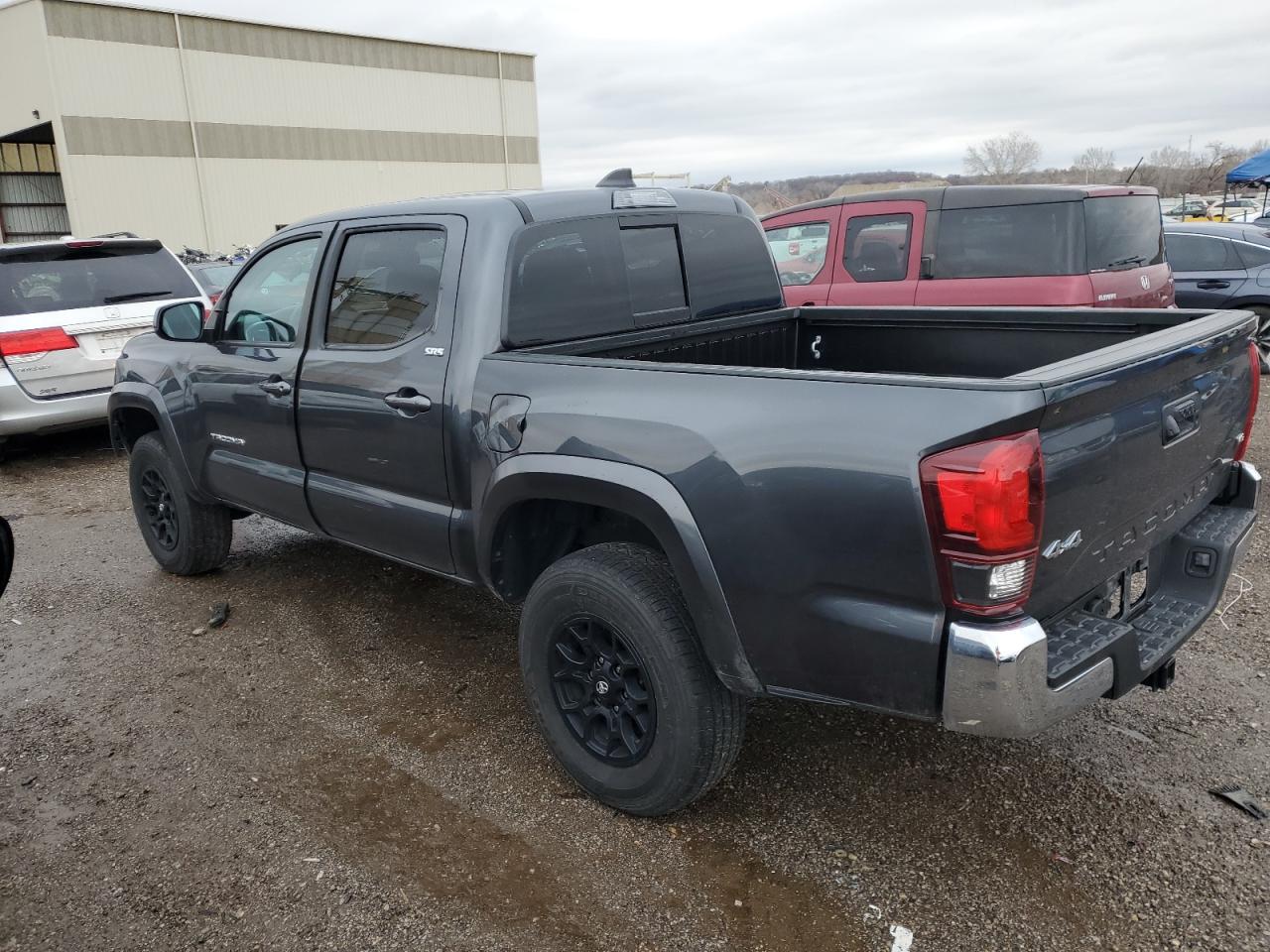 Obraz 2 z 2022 TOYOTA TACOMA DOUBLE CAB 2022 z VIN 3TMCZ5AN9NM519580
