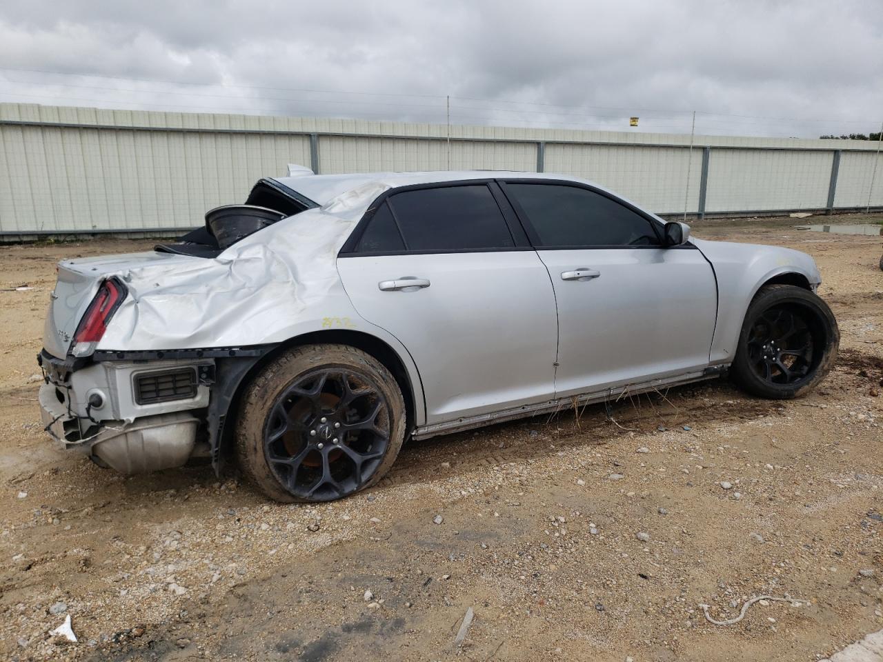 Изображение 3 2020 CHRYSLER 300 S 2020 с VIN 2C3CCABT5LH225245