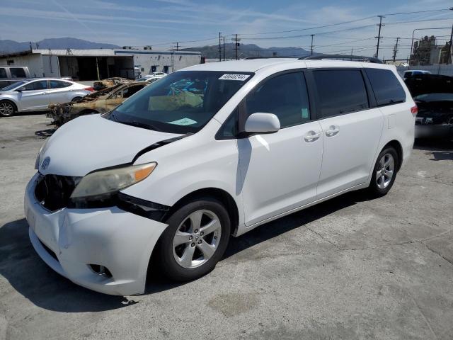 Obraz 2013 TOYOTA SIENNA LE 2013