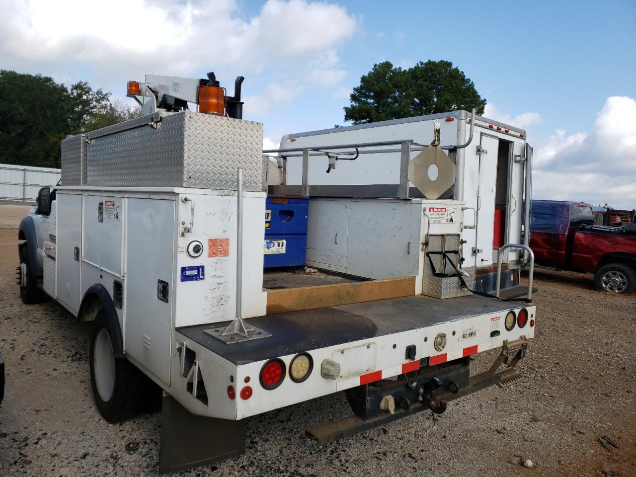 Image 2 of 2013 FORD F450 SUPER DUTY 2013 with VIN 1FDUF4GY4DEB14655