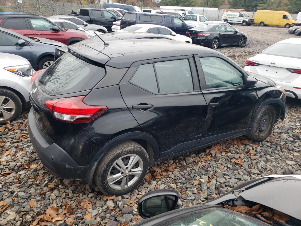 Image 3 of 2020 NISSAN KICKS S 2020 with VIN 3N1CP5BV5LL531588