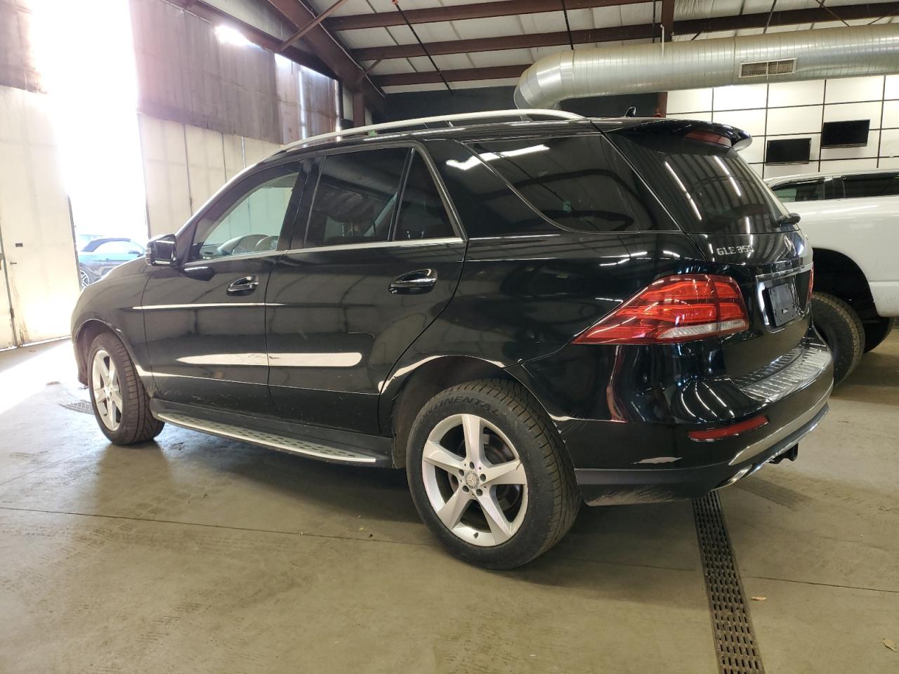 Image 2 of 2016 MERCEDES-BENZ GLE 350 4MATIC 2016 with VIN 4JGDA5HB5GA813240