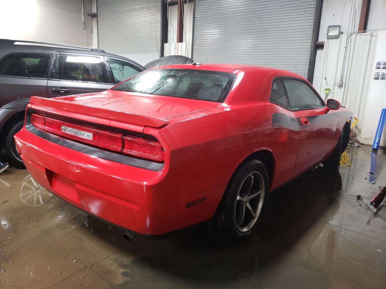Изображение 3 2010 DODGE CHALLENGER SE 2010 с VIN 2B3CJ4DV3AH323920