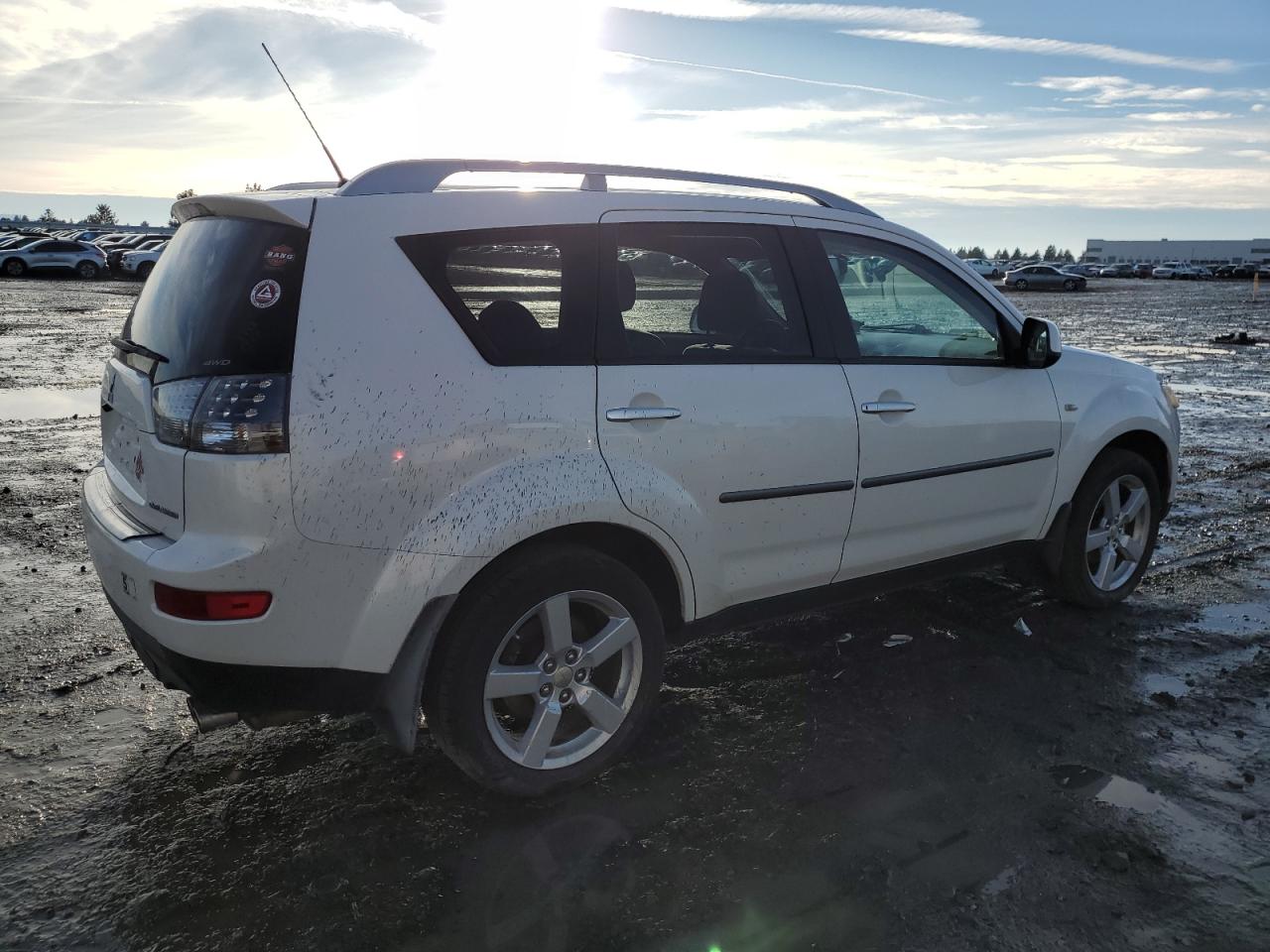 Image 3 of 2007 MITSUBISHI OUTLANDER XLS 2007 with VIN JA4MT41X87U006590