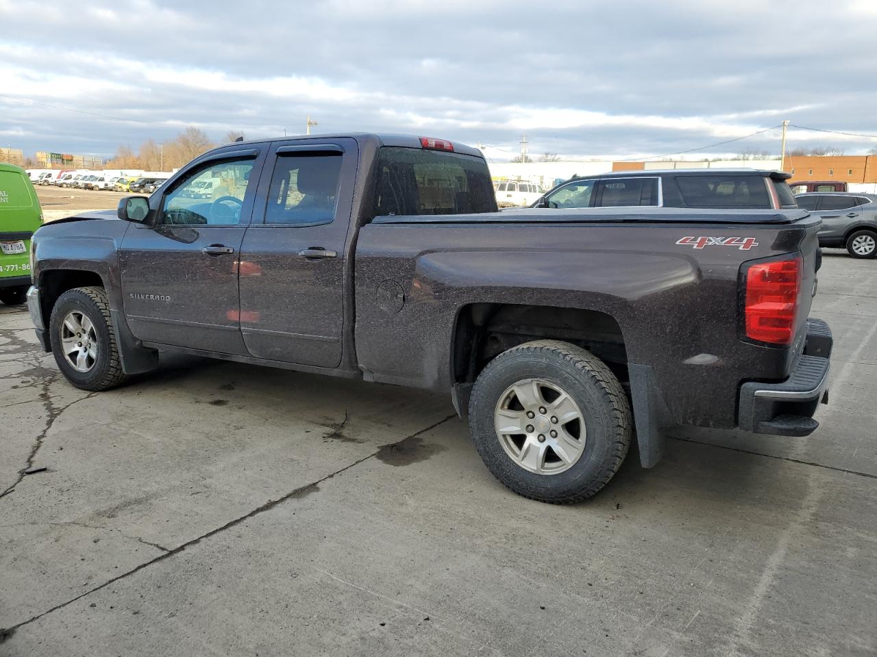 Image 2 of 2016 CHEVROLET SILVERADO K1500 LT 2016 with VIN 1GCVKREC5GZ174675