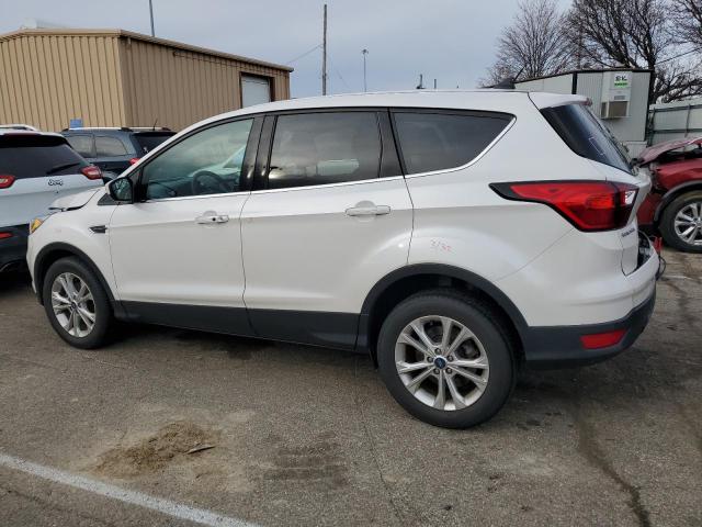 Изображение 2 2019 FORD ESCAPE SE 2019 с VIN 1FMCU0GD8KUA60948