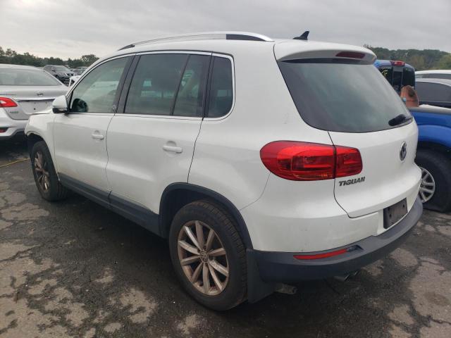 Изображение 2 2017 VOLKSWAGEN TIGUAN WOLFSBURG 2017 с VIN WVGSV7AX5HK019363