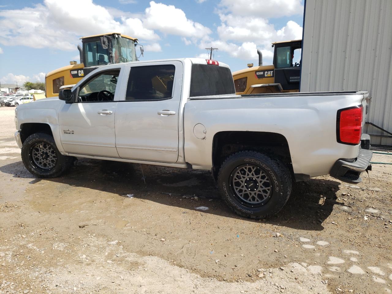 Image 2 of Chevrolet Silverado C1500 Lt 2017 with VIN 3GCPCREC2HG452035