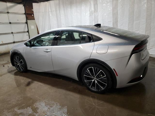 Изображение 2 2023 TOYOTA PRIUS LE 2023 с VIN JTDADABU3P3002686