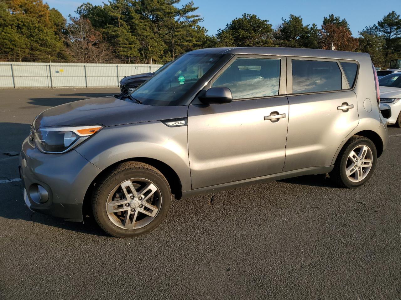 Изображение 1 2018 KIA SOUL + 2018 с VIN KNDJP3A52J7546495