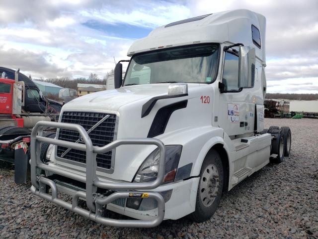 Image 2 of 2015 VOLVO VN VNL 2015 with VIN 4V4NC9EJ7FN910313