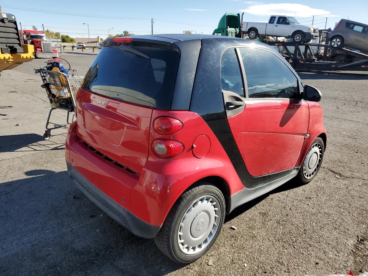 Image 3 of 2013 SMART FORTWO PURE 2013 with VIN WMEEJ3BA3DK689800