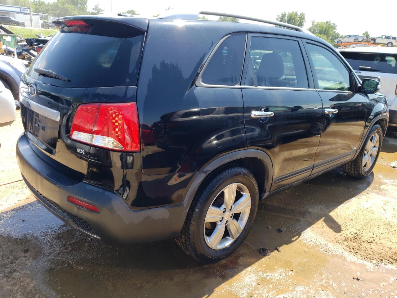Obraz 3 z 2013 KIA SORENTO EX 2013 z VIN 5XYKUCA63DG368061