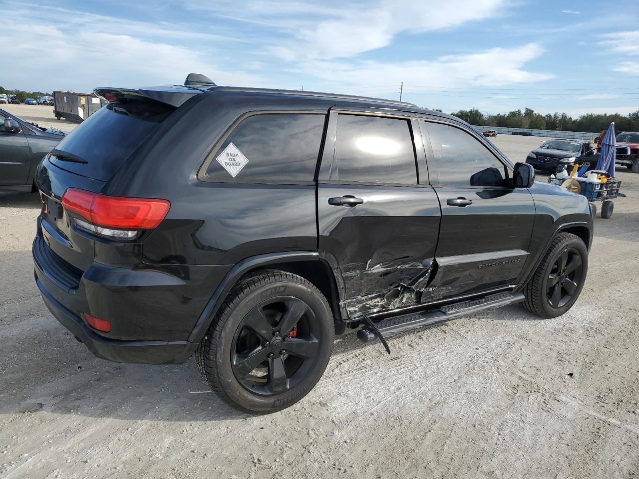 Obraz 3 z 2014 JEEP GRAND CHEROKEE LAREDO 2014 z VIN 1C4RJFAG9EC472156