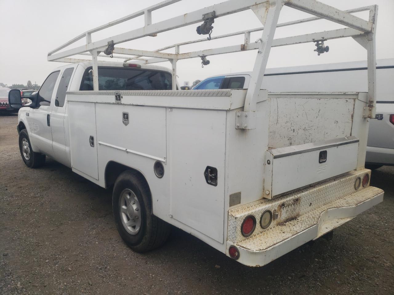 Image 3 of 2003 FORD F350 SRW SUPER DUTY 2003 with VIN 1FDSX34L23EC63412