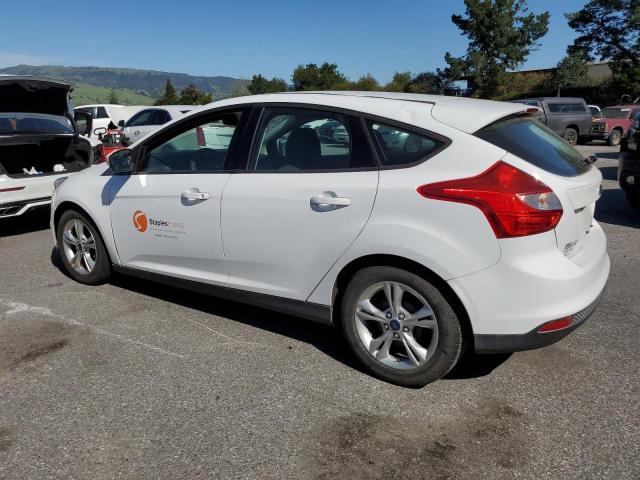 Image 2 of 2014 FORD FOCUS SE 2014 with VIN 1FADP3K21EL234592