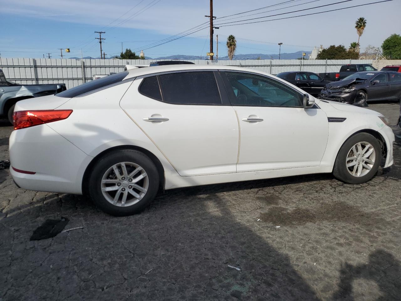 Изображение 3 2013 KIA OPTIMA LX 2013 с VIN KNAGM4A73D5389647