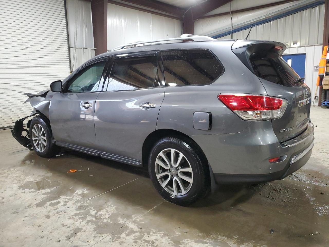 Image 2 of 2016 NISSAN PATHFINDER S 2016 with VIN 5N1AR2MM8GC664361