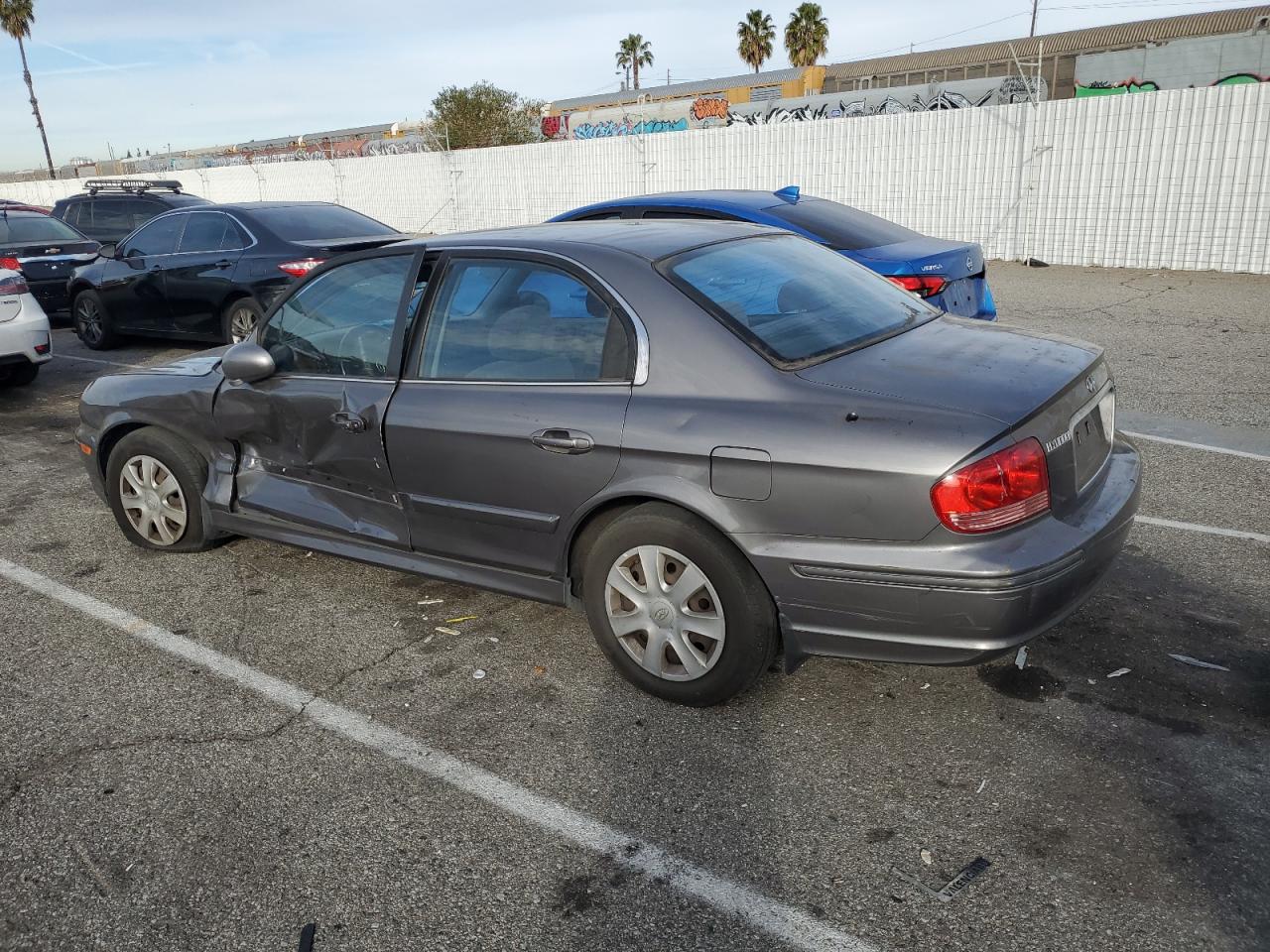 Obraz 2 z 2004 HYUNDAI SONATA GL 2004 z VIN KMHWF25S54A957248