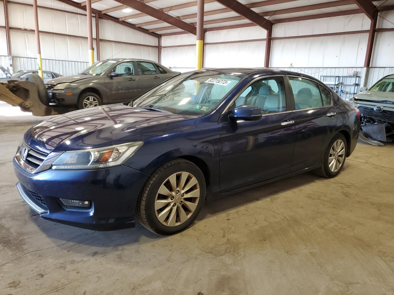 Image 1 of 2015 HONDA ACCORD EXL 2015 with VIN 1HGCR2F81FA272380