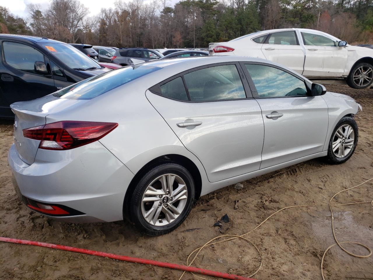Image 3 of 2020 HYUNDAI ELANTRA SEL 2020 with VIN KMHD84LFXLU092549