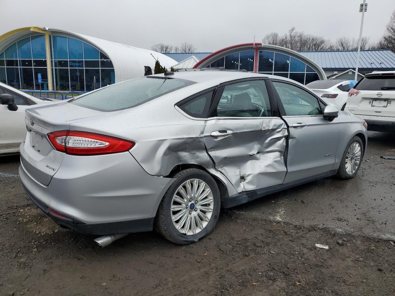 Изображение 3 2016 FORD FUSION S HYBRID 2016 с VIN 3FA6P0UU4GR392547