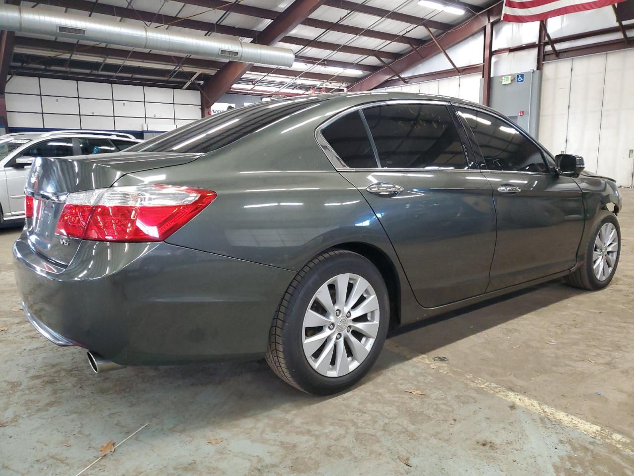 Изображение 3 2015 HONDA ACCORD EXL 2015 с VIN 1HGCR3F81FA001681