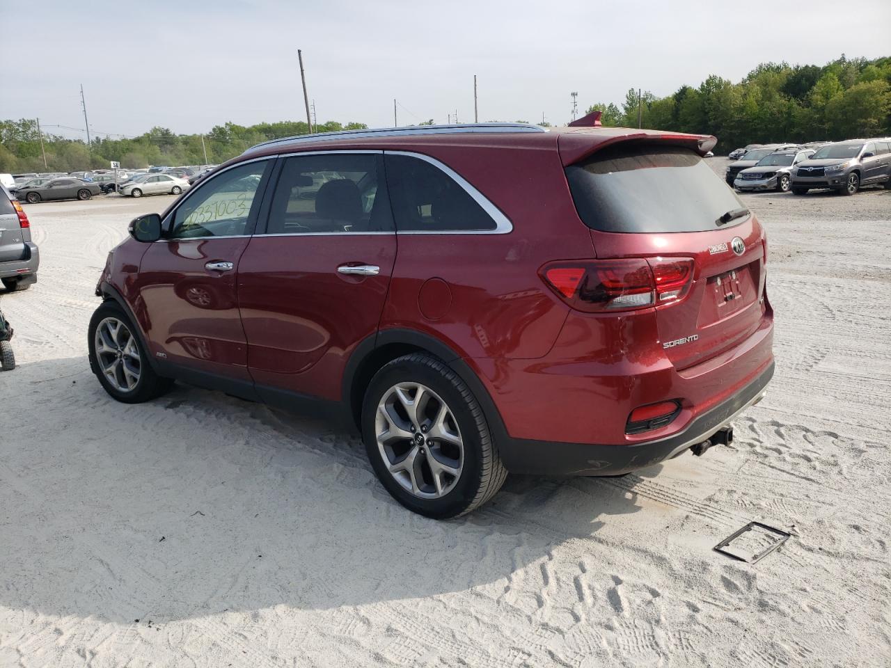 Изображение 2 2019 KIA SORENTO EX 2019 с VIN 5XYPHDA52KG599196
