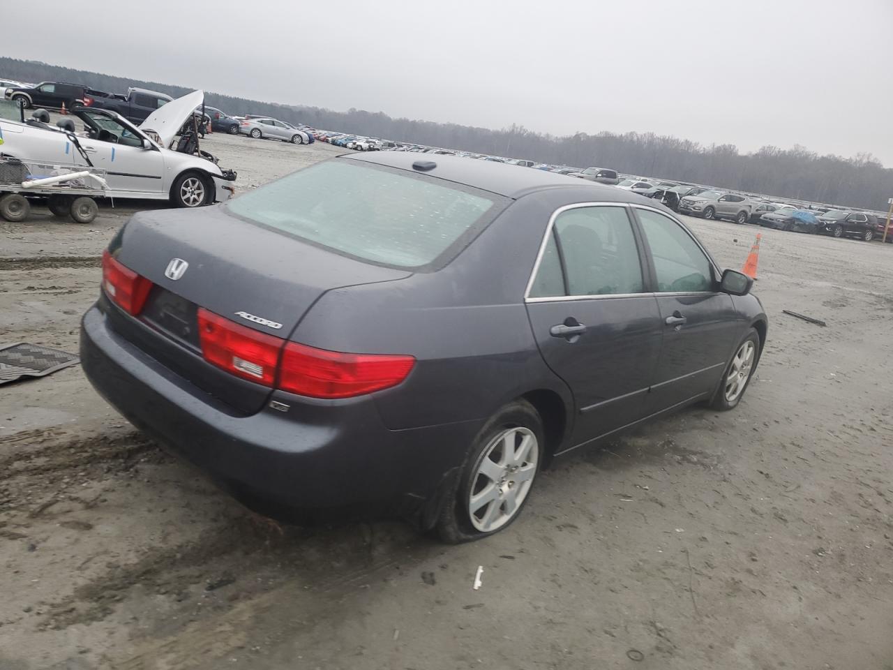 Image 3 of 2005 HONDA ACCORD EX 2005 with VIN 1HGCM66805A047310
