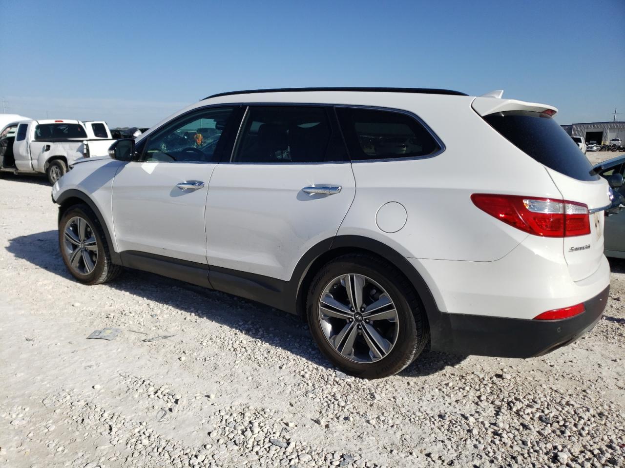 Image 2 of 2015 HYUNDAI SANTA FE GLS 2015 with VIN KM8SR4HF1FU113273