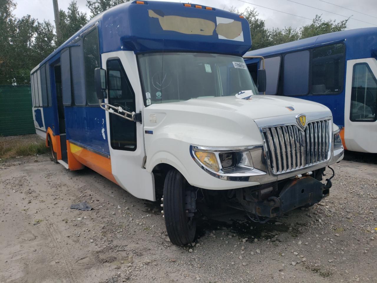 Image 1 of 2015 IC CORPORATION 3000 AC 2015 with VIN 5WEXWSKK7FH677819